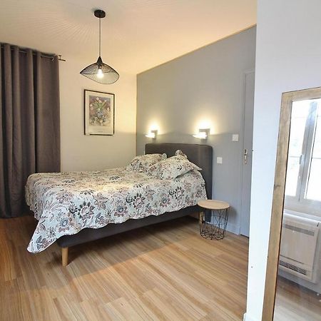 Gite Le Layris Apartment Campan Luaran gambar