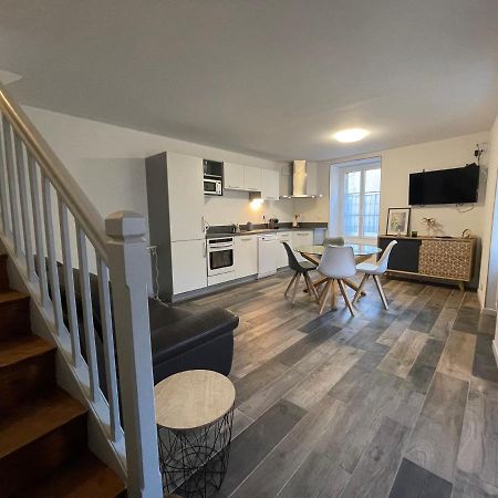 Gite Le Layris Apartment Campan Luaran gambar