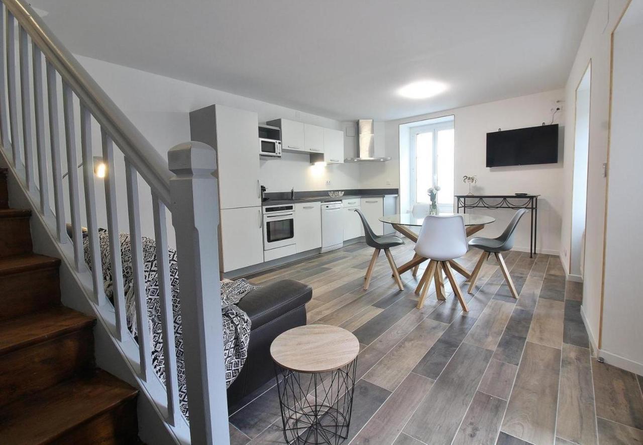 Gite Le Layris Apartment Campan Luaran gambar
